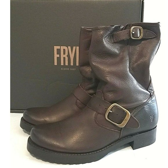 Frye Women's Veronica Short Leather Boots - Picture 2 of 8